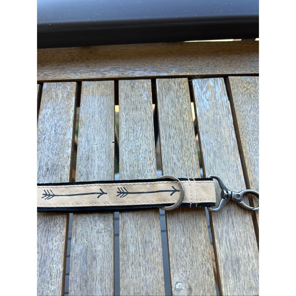31‎ Thirty-one retired key chain arrow